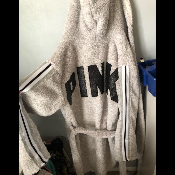 PINK Victoria's Secret Other - VS PINK ROBE